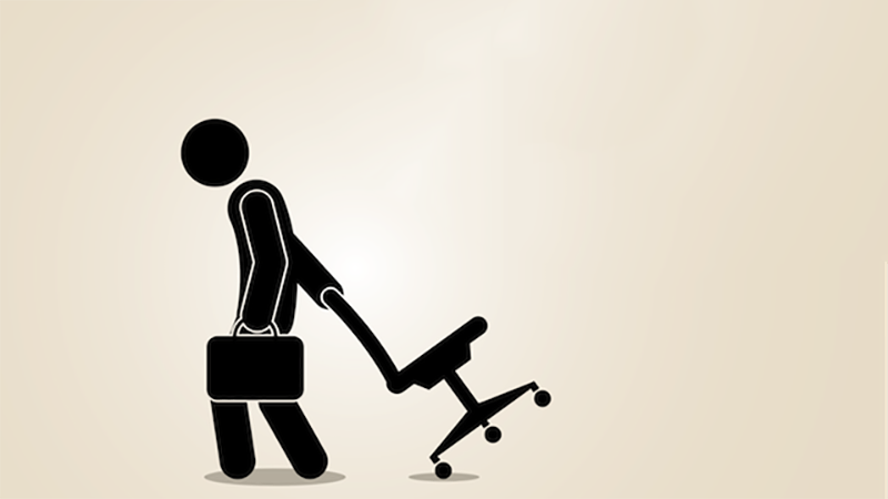 أسباب تدفع الموظّفين للاستقالة..